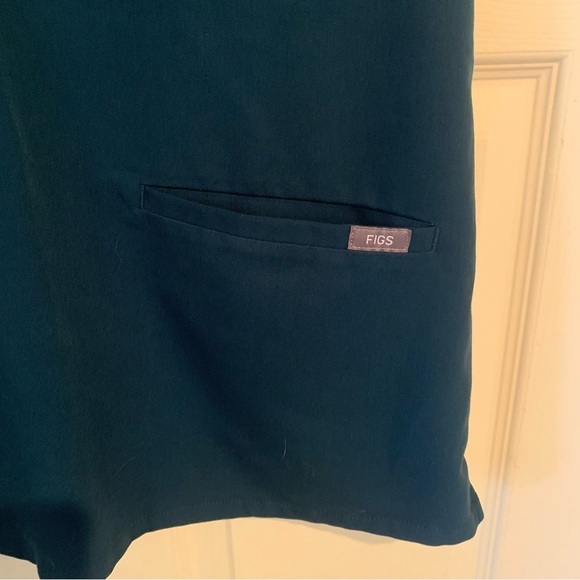 Figs Teal Scrub Top - Picture 2 of 4